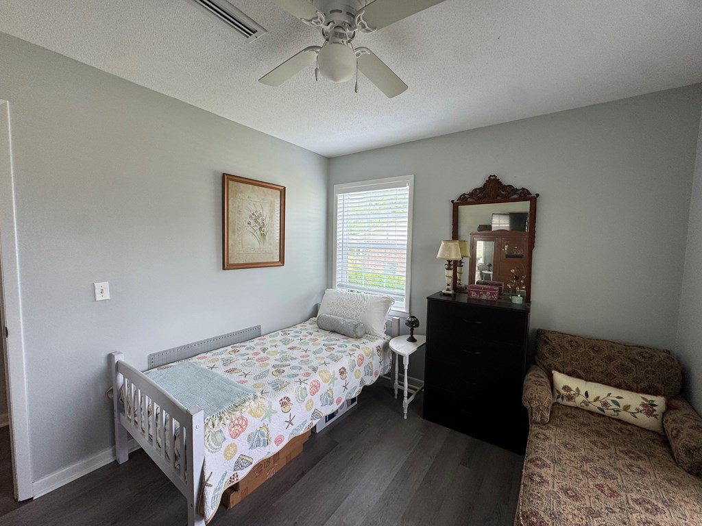 3210 Springdale