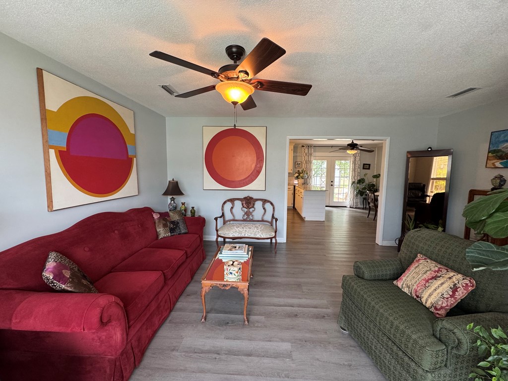3210 Springdale