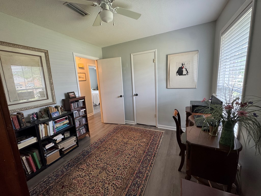 3210 Springdale