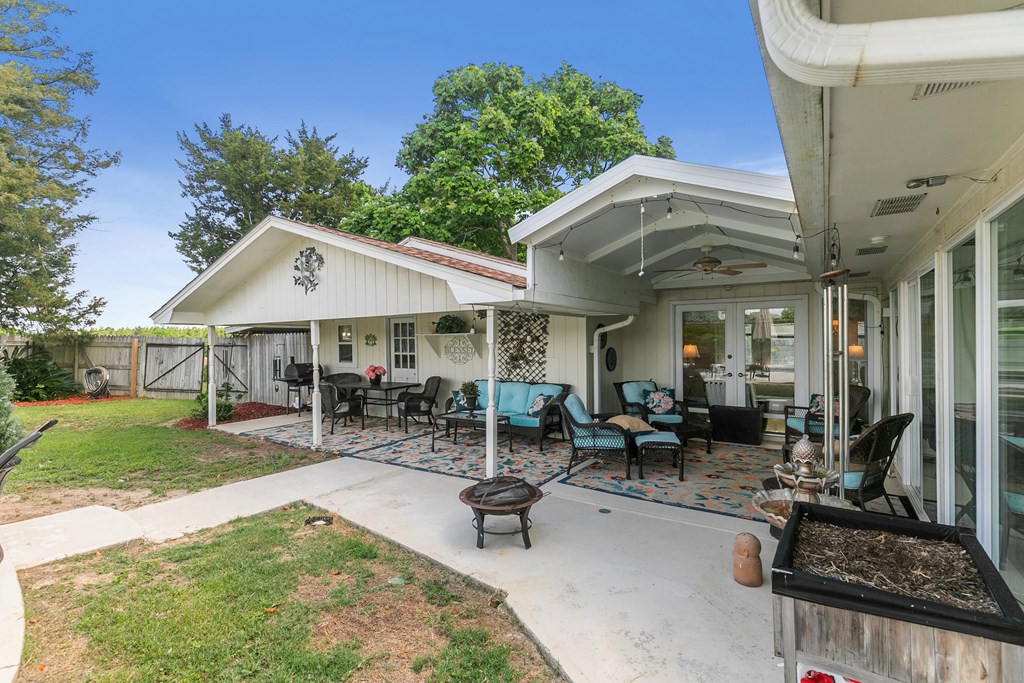 13215 E State Hwy 52