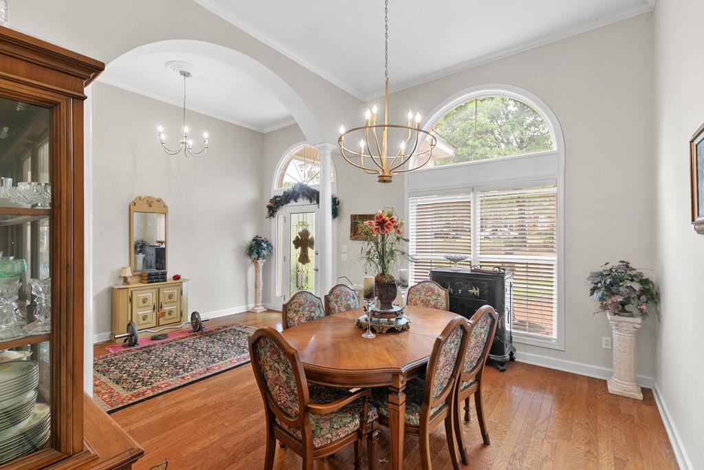 302 Stonegate