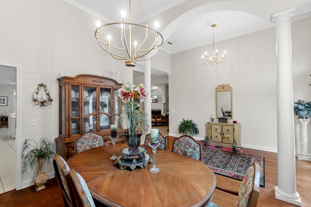 302 Stonegate