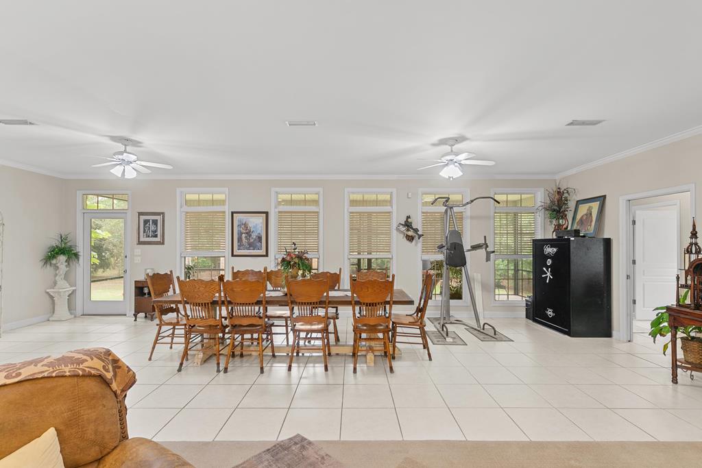 302 Stonegate
