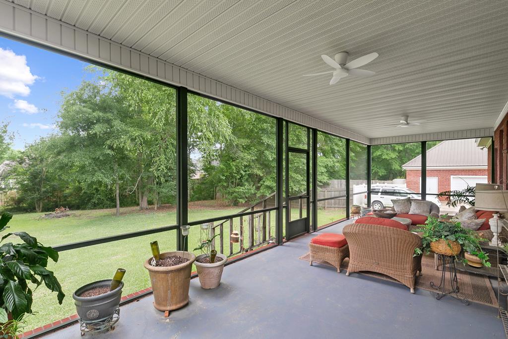 302 Stonegate