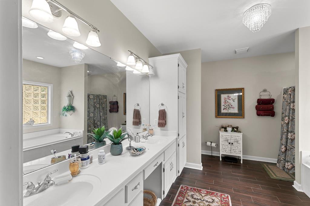 302 Stonegate