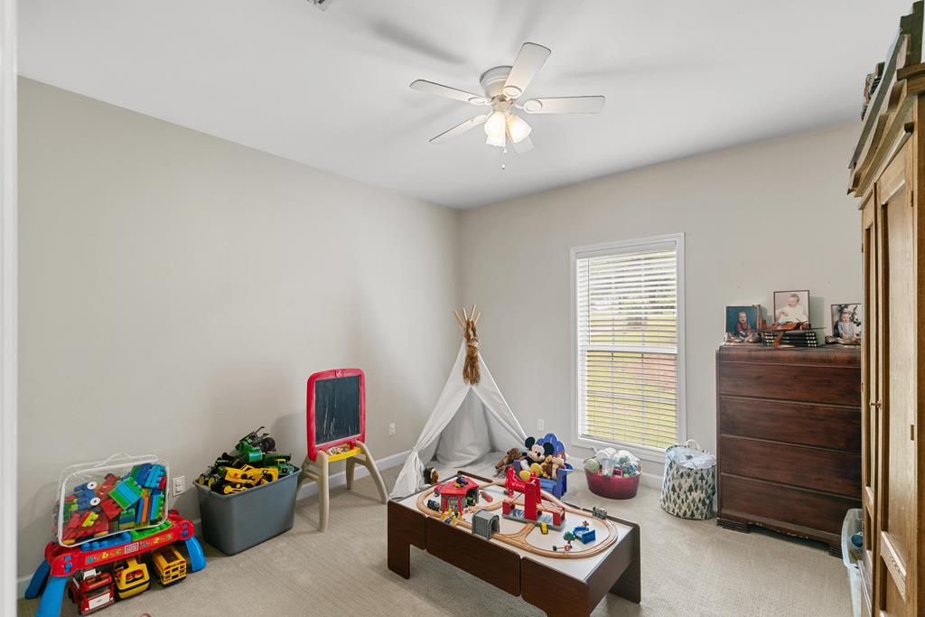 302 Stonegate