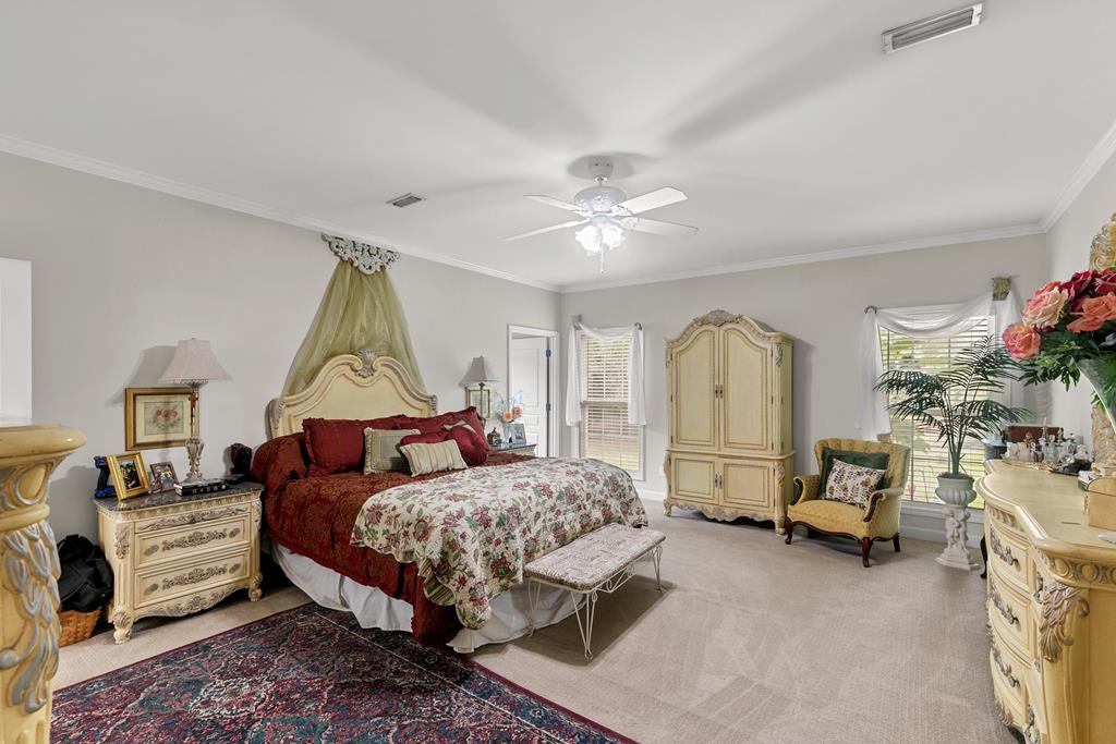 302 Stonegate