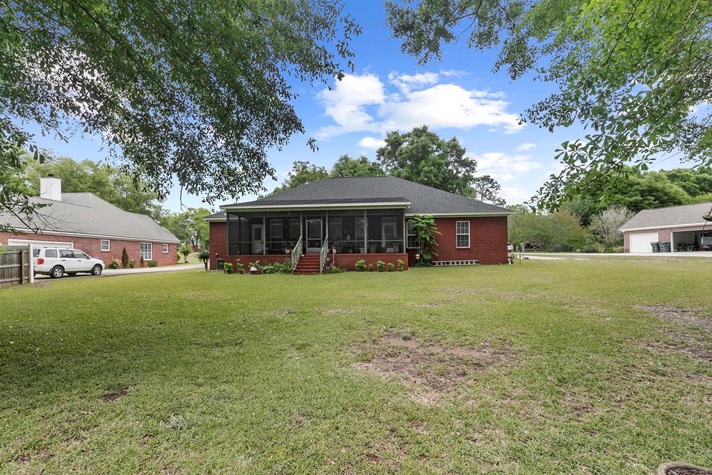 302 Stonegate