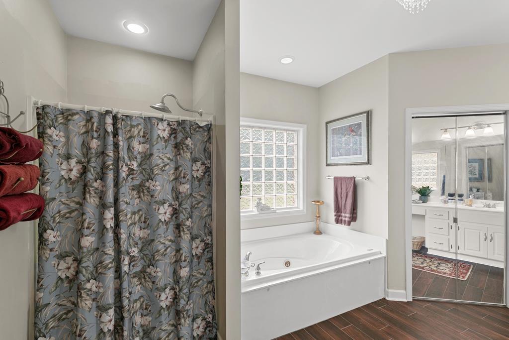302 Stonegate