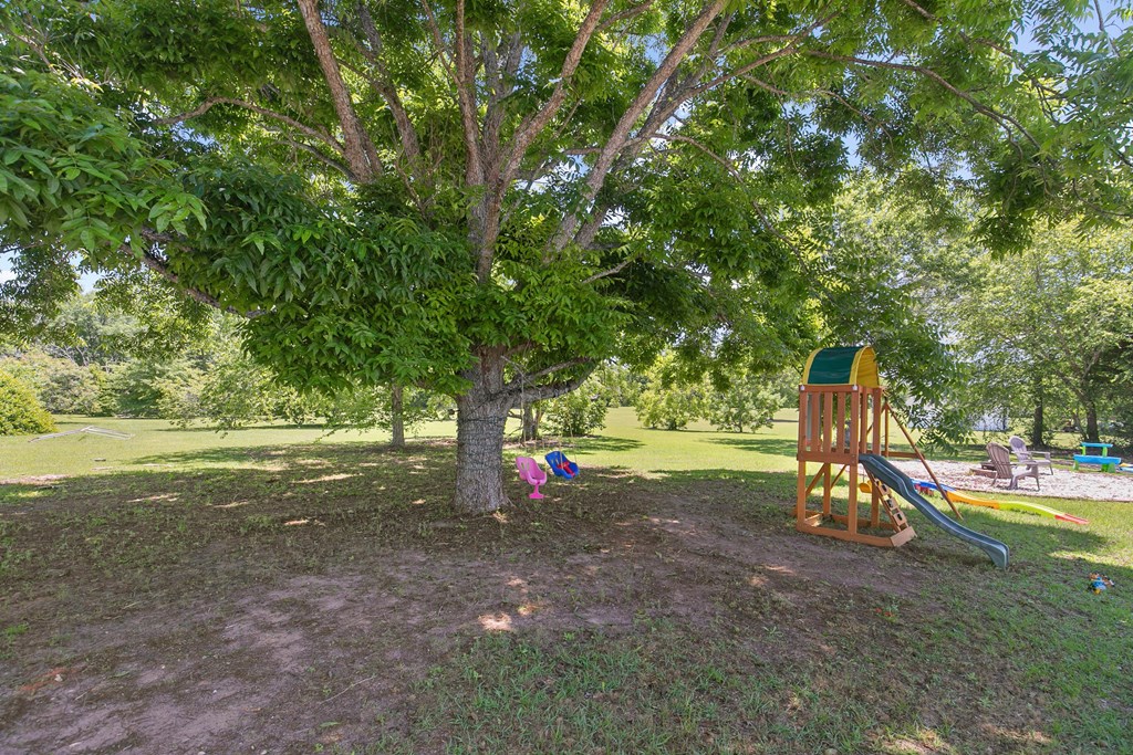 107 Willow Oaks Dr.