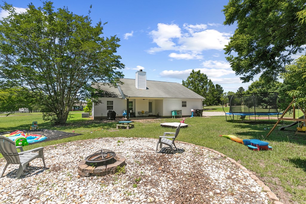 107 Willow Oaks Dr.