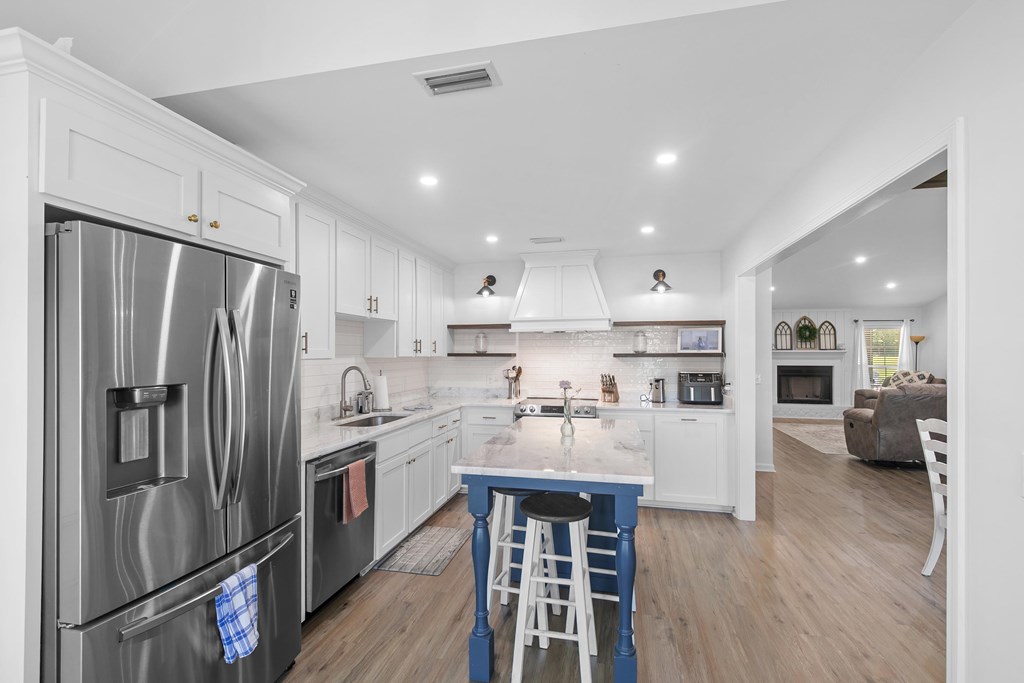 107 Willow Oaks Dr.