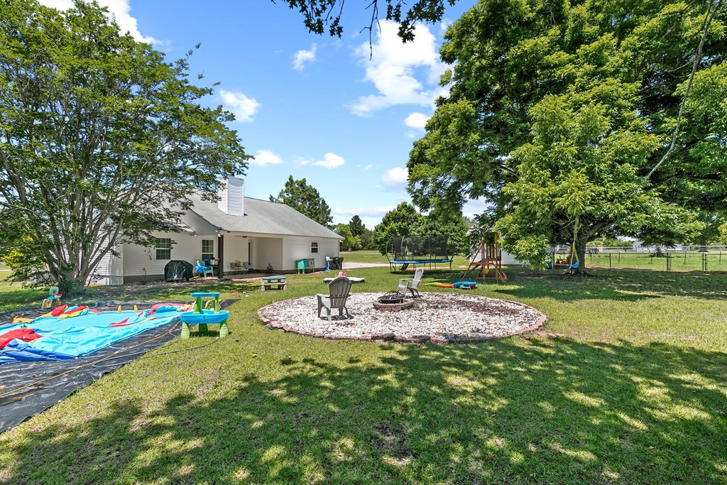 107 Willow Oaks Dr.