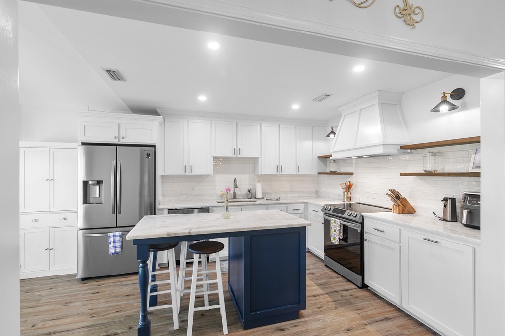 107 Willow Oaks Dr.