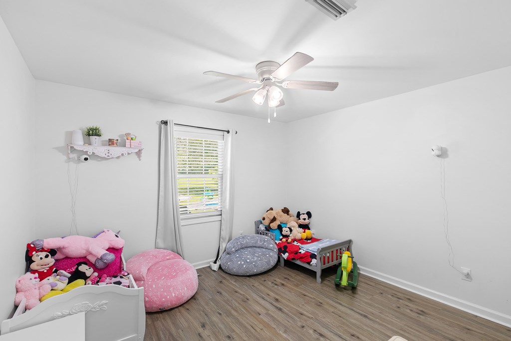 107 Willow Oaks Dr.