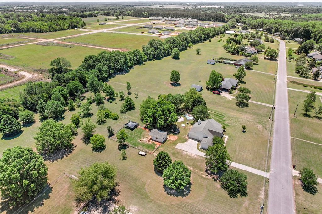 107 Willow Oaks Dr.