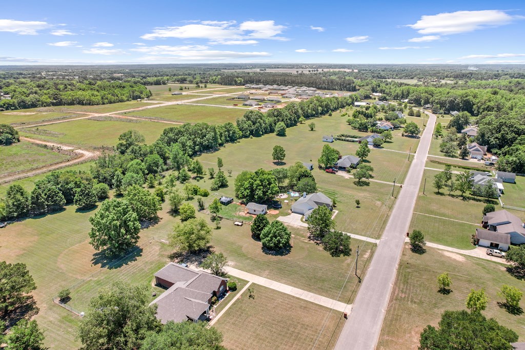 107 Willow Oaks Dr.