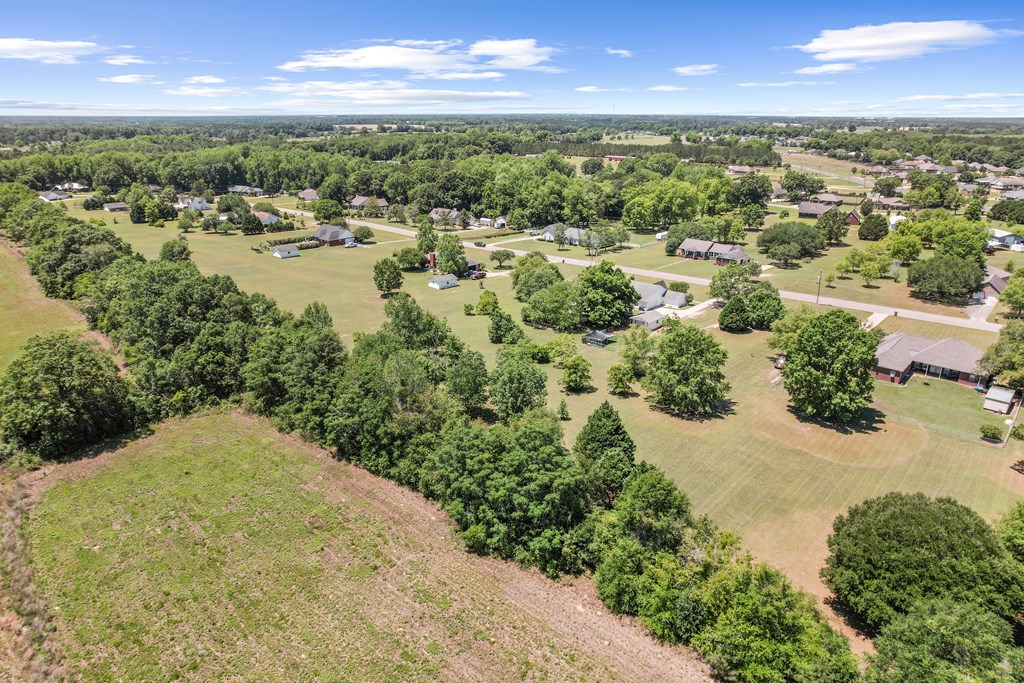 107 Willow Oaks Dr.