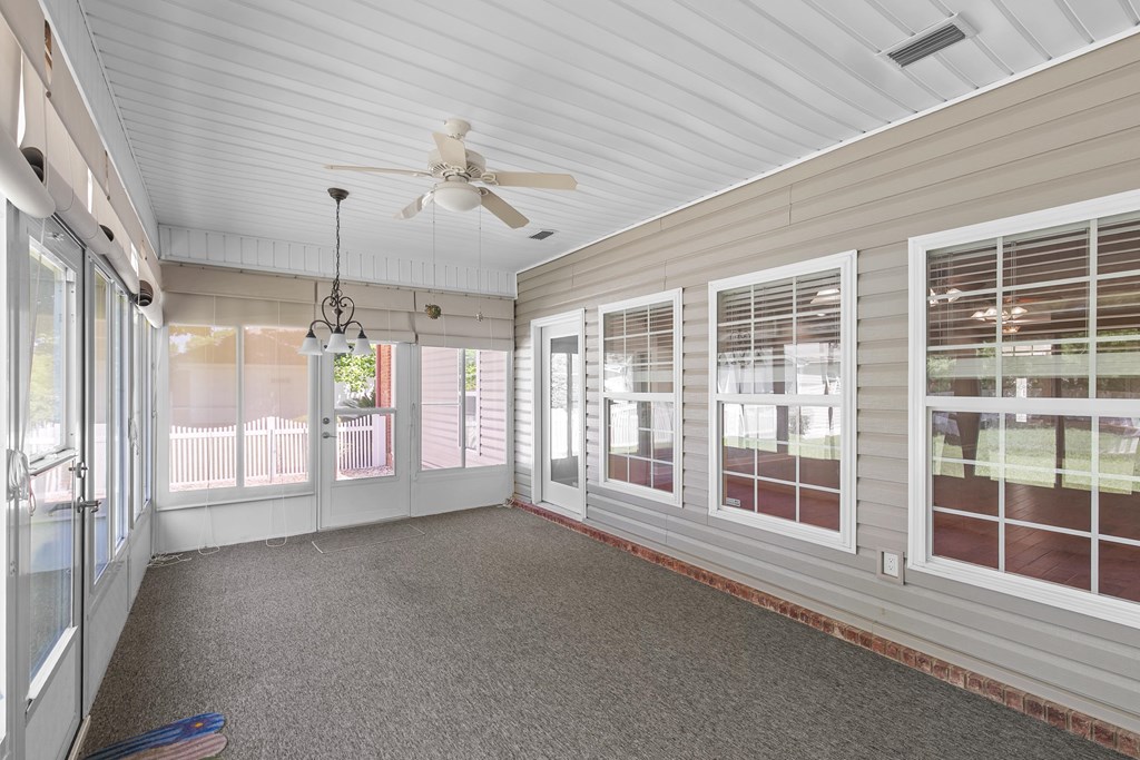 371 Bradford Lane