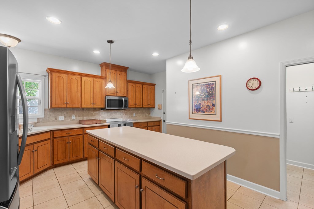 371 Bradford Lane