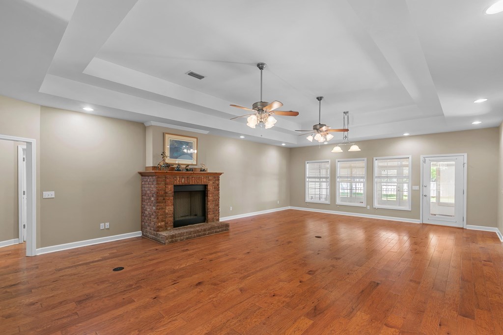 371 Bradford Lane