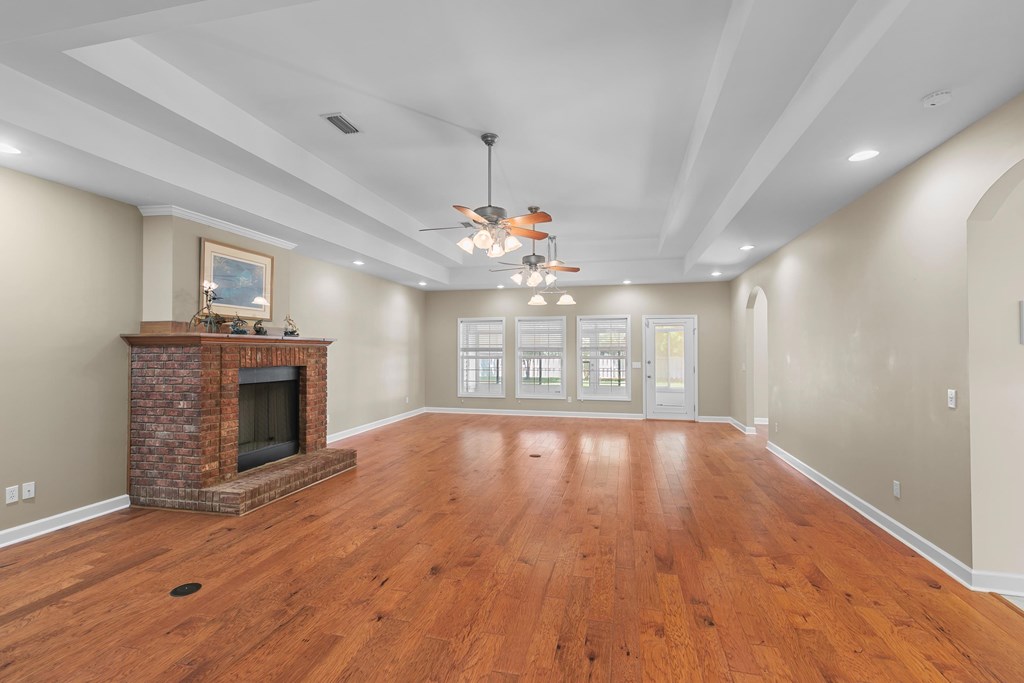 371 Bradford Lane