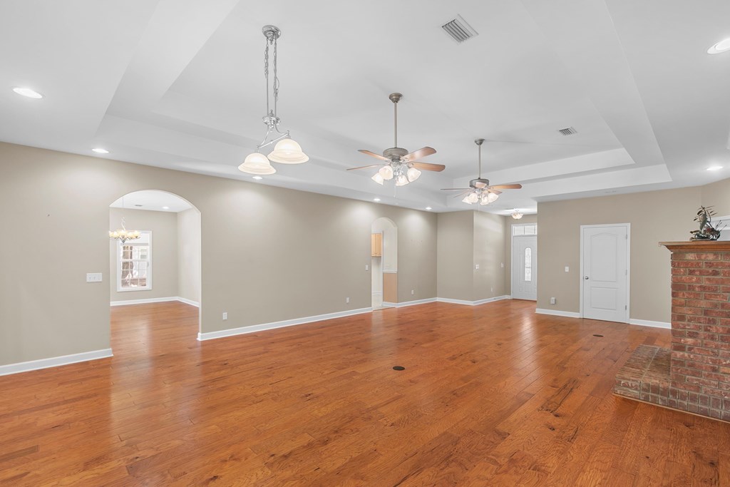 371 Bradford Lane