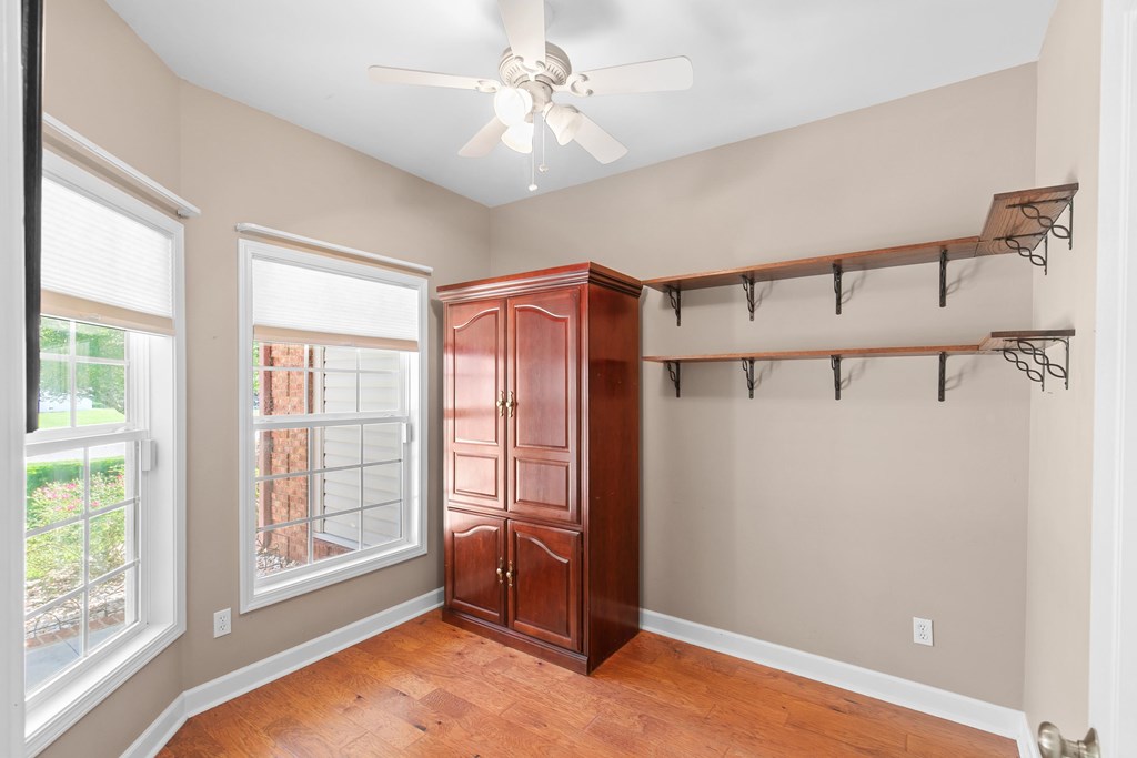371 Bradford Lane