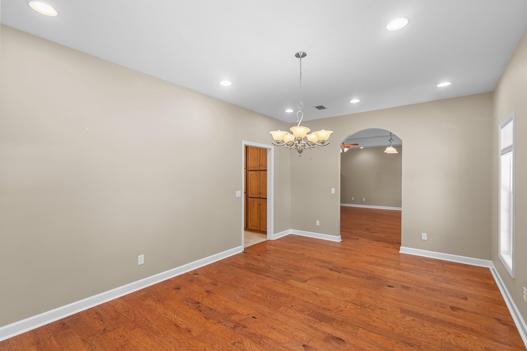 371 Bradford Lane