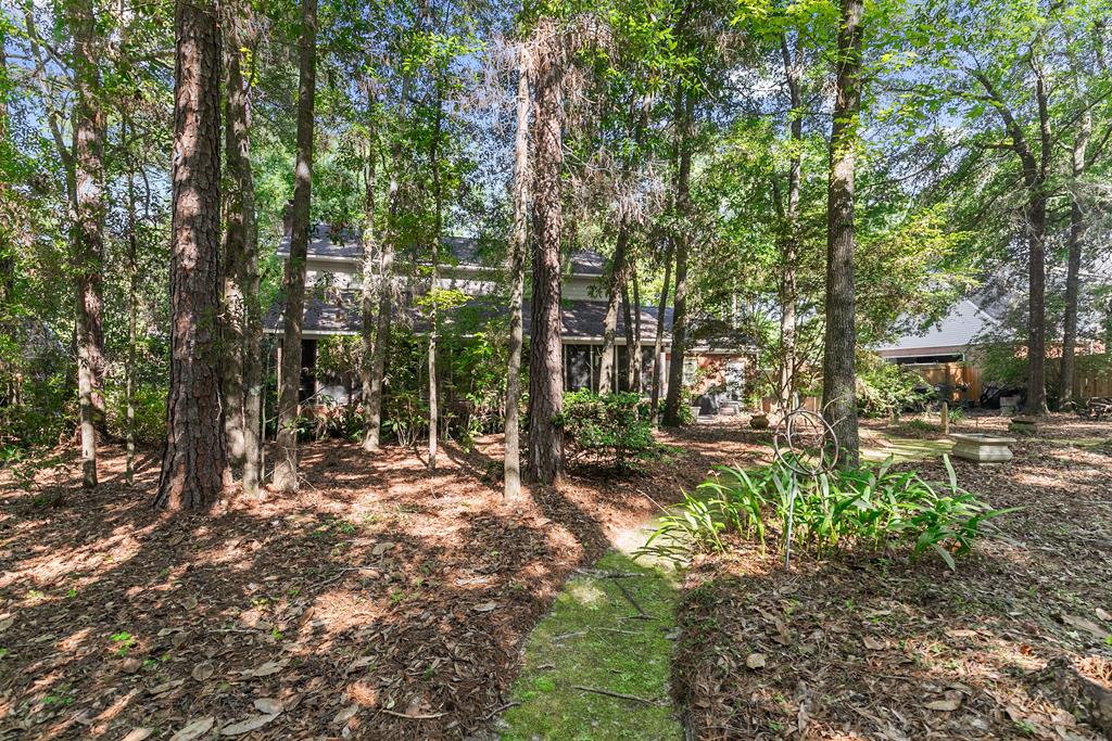 1205 Hillbrook