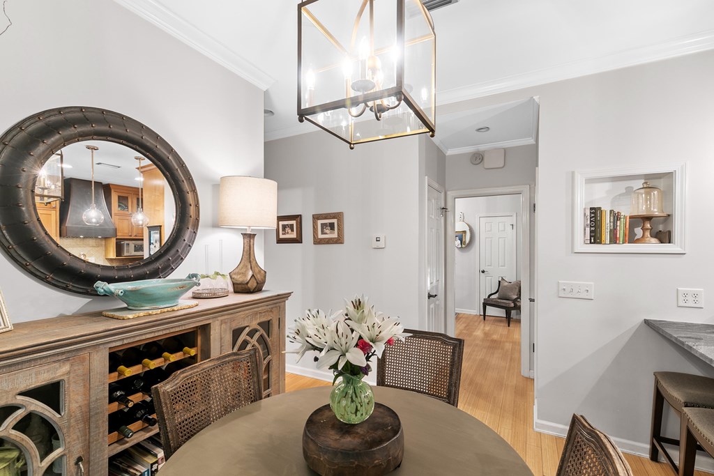 1205 Hillbrook