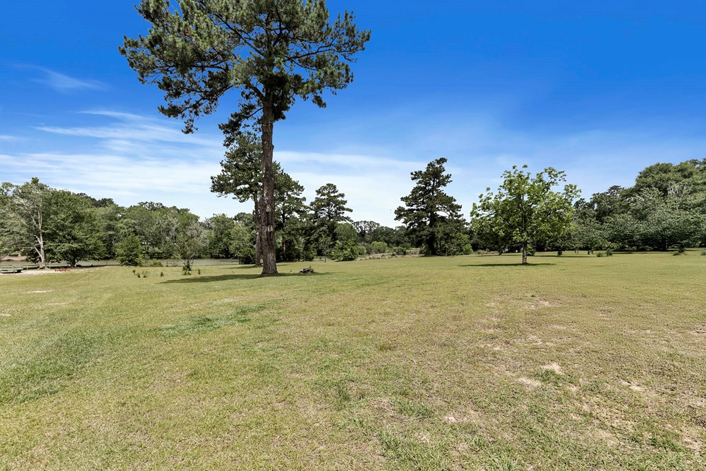 576 S County Road 33