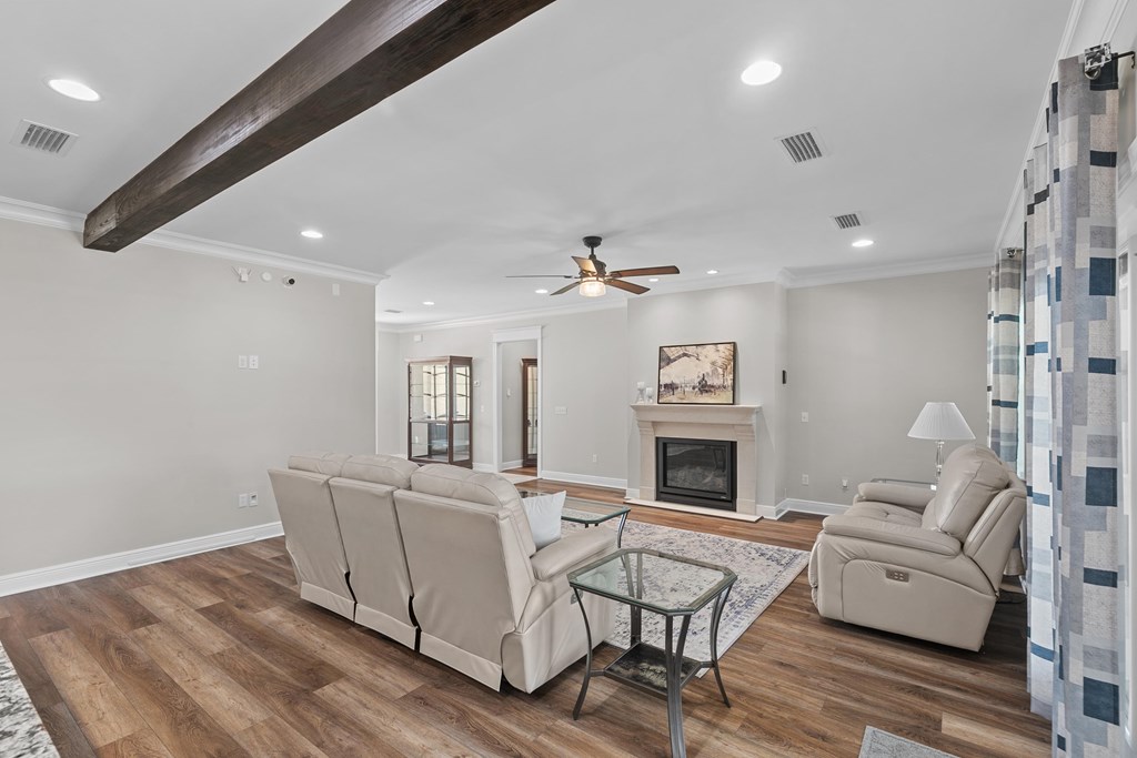 576 S County Road 33