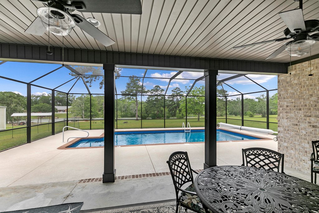 576 S County Road 33