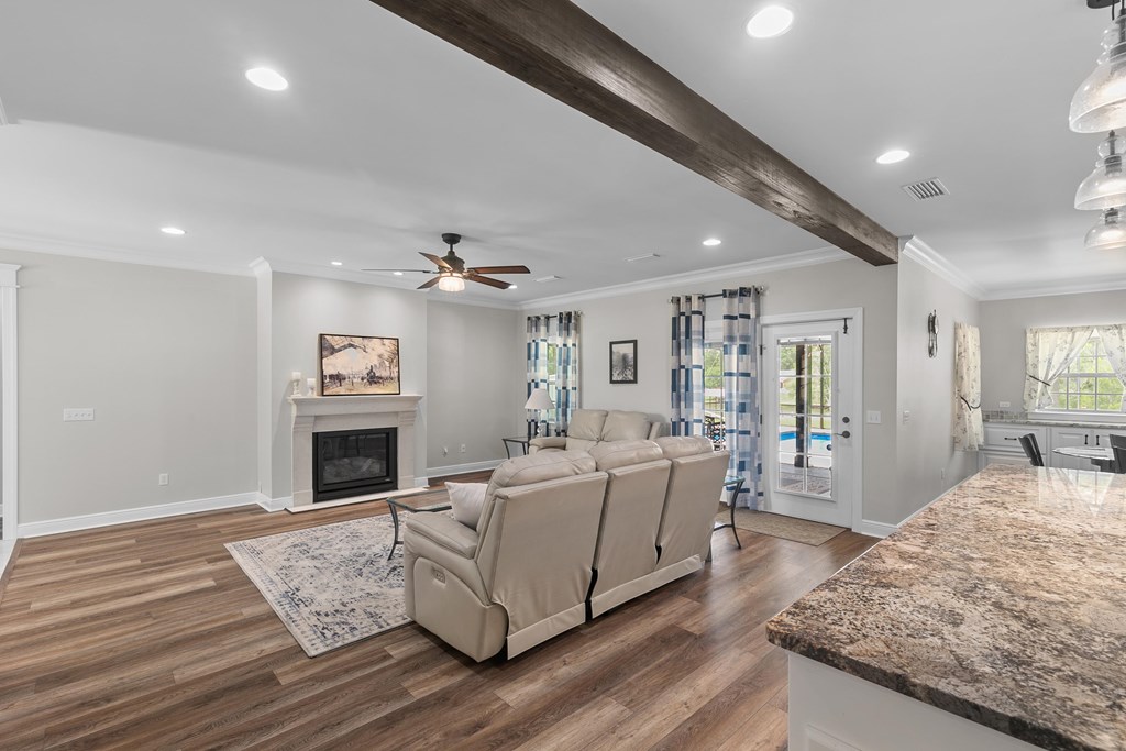 576 S County Road 33