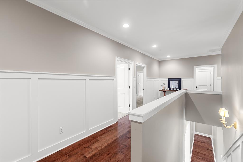 807 Liveoak Trail