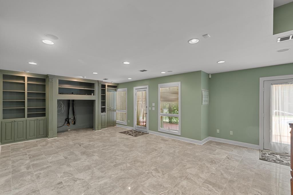 320 Bocage