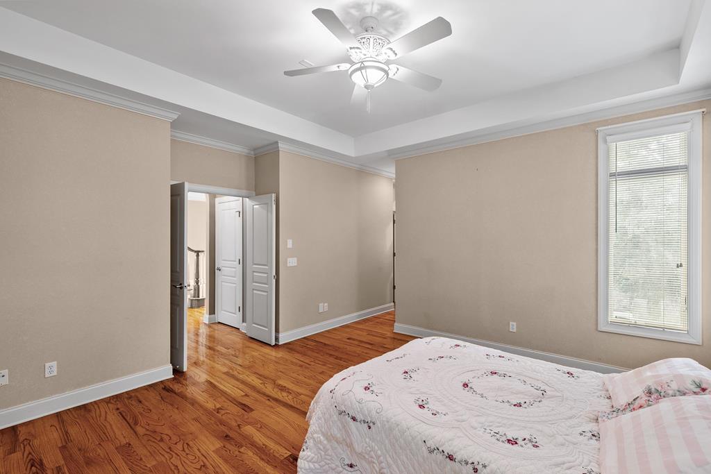 320 Bocage