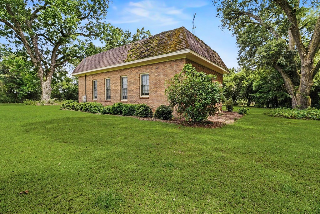 4232 County Road 71