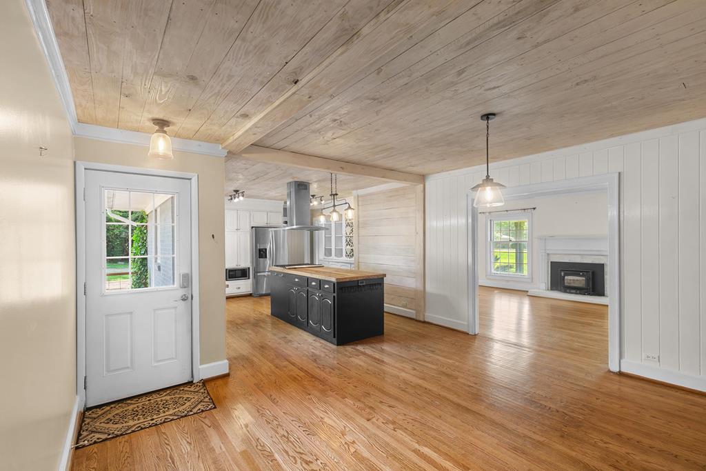 514 S Main