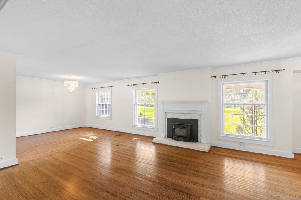 514 S Main