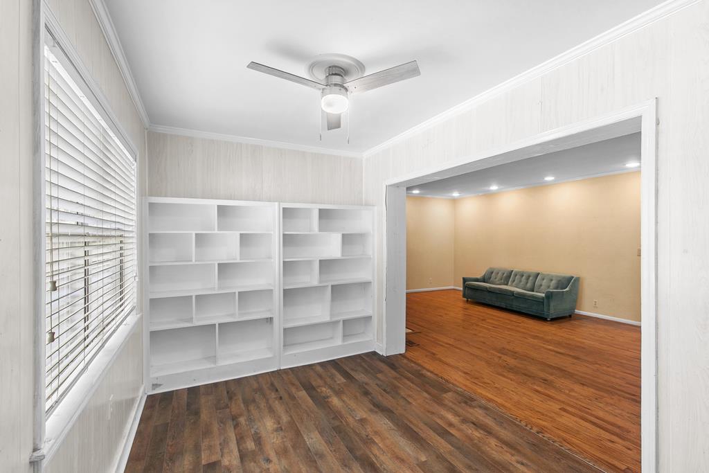 514 S Main