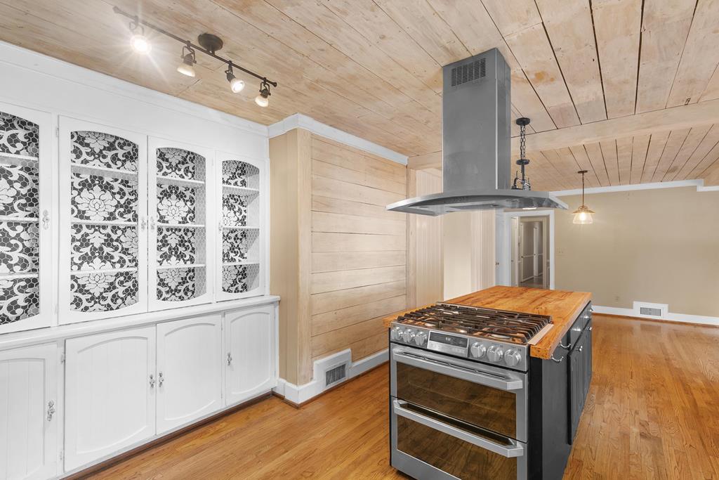 514 S Main