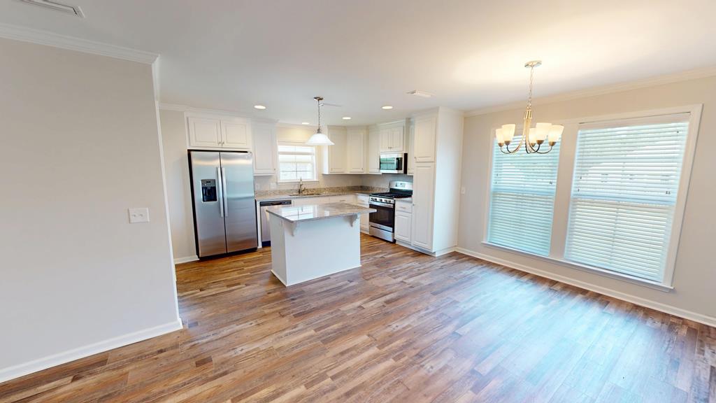 523 Ridgeland