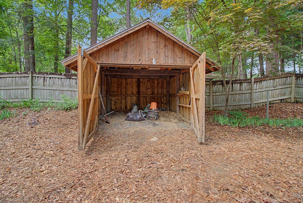 2114 Shadybrook Lane
