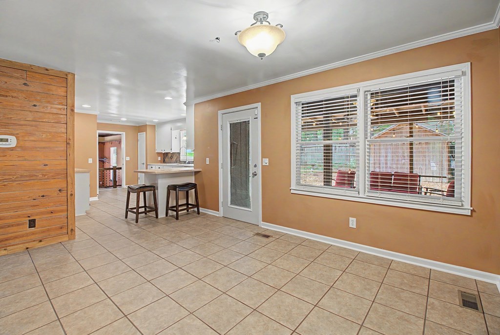 2114 Shadybrook Lane
