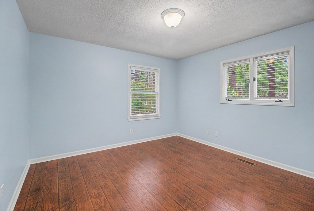 2114 Shadybrook Lane