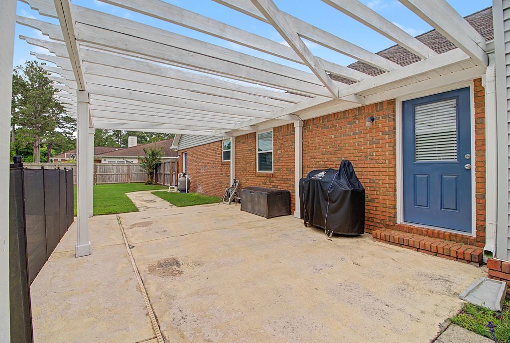 104 Trenton Ct