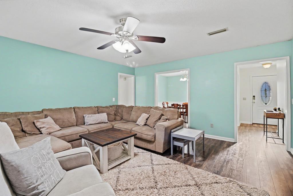 104 Trenton Ct