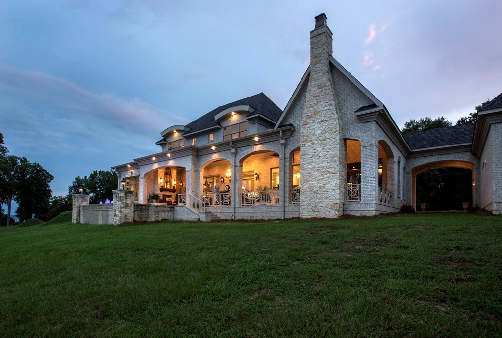 547 St. Francis Rd